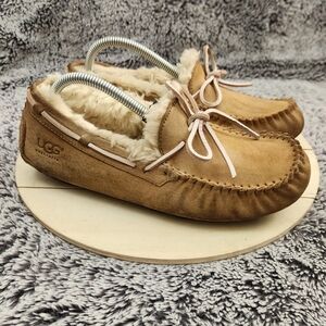 UGG Dakota Women's Slipper Chestnut Brown Leather Tie Size 7